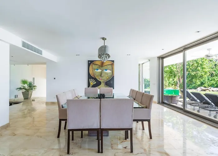 Maya- Luxury Mansion Pousada